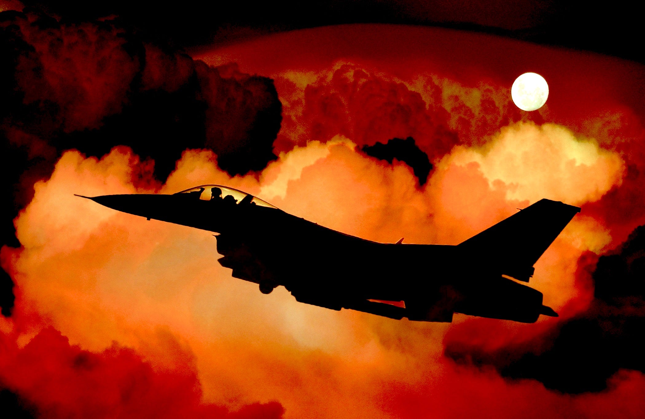 avions / de chasse F16