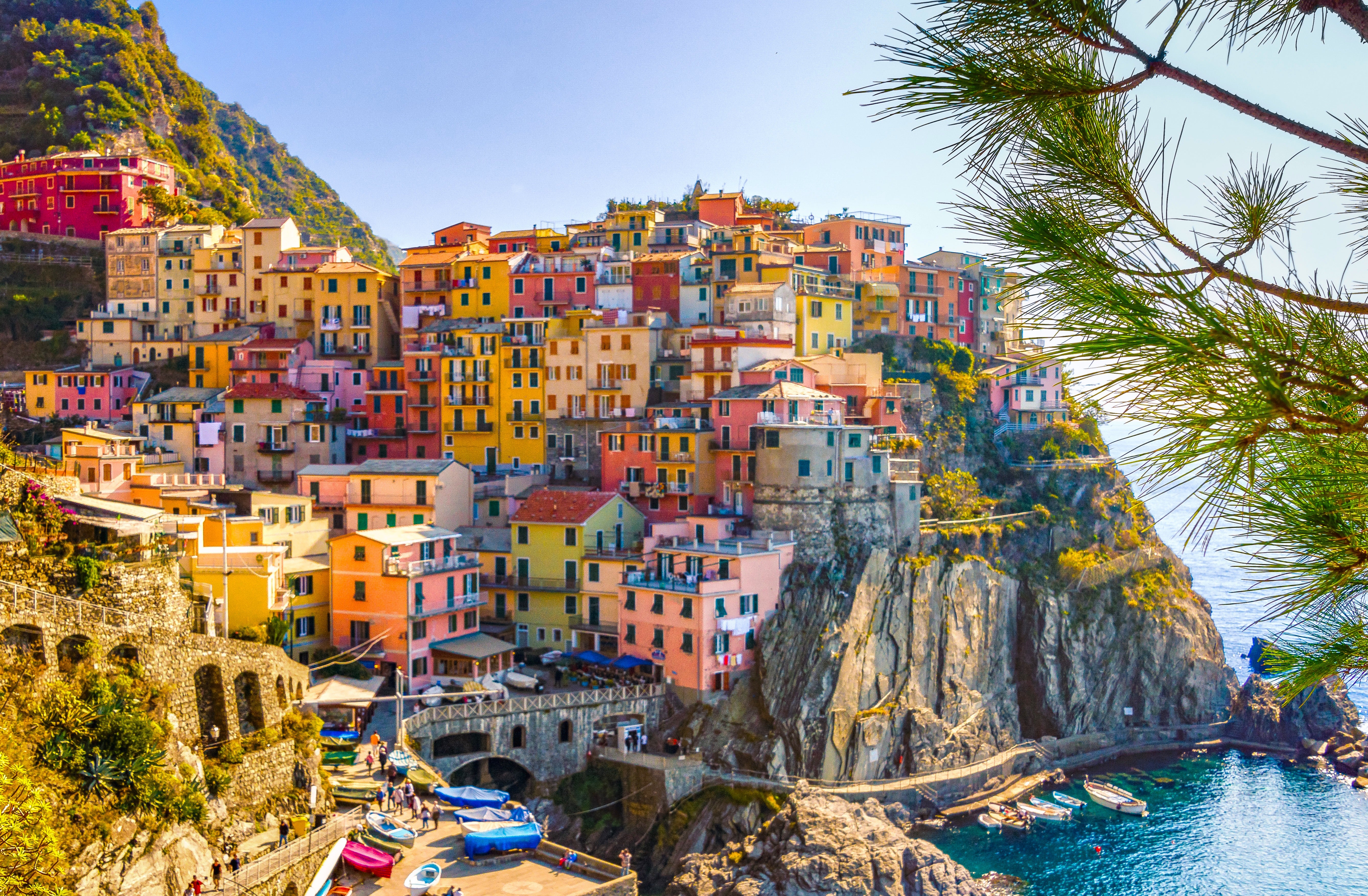 Sites touristiques -village Manarola des "Cinque Terre"/Italie
